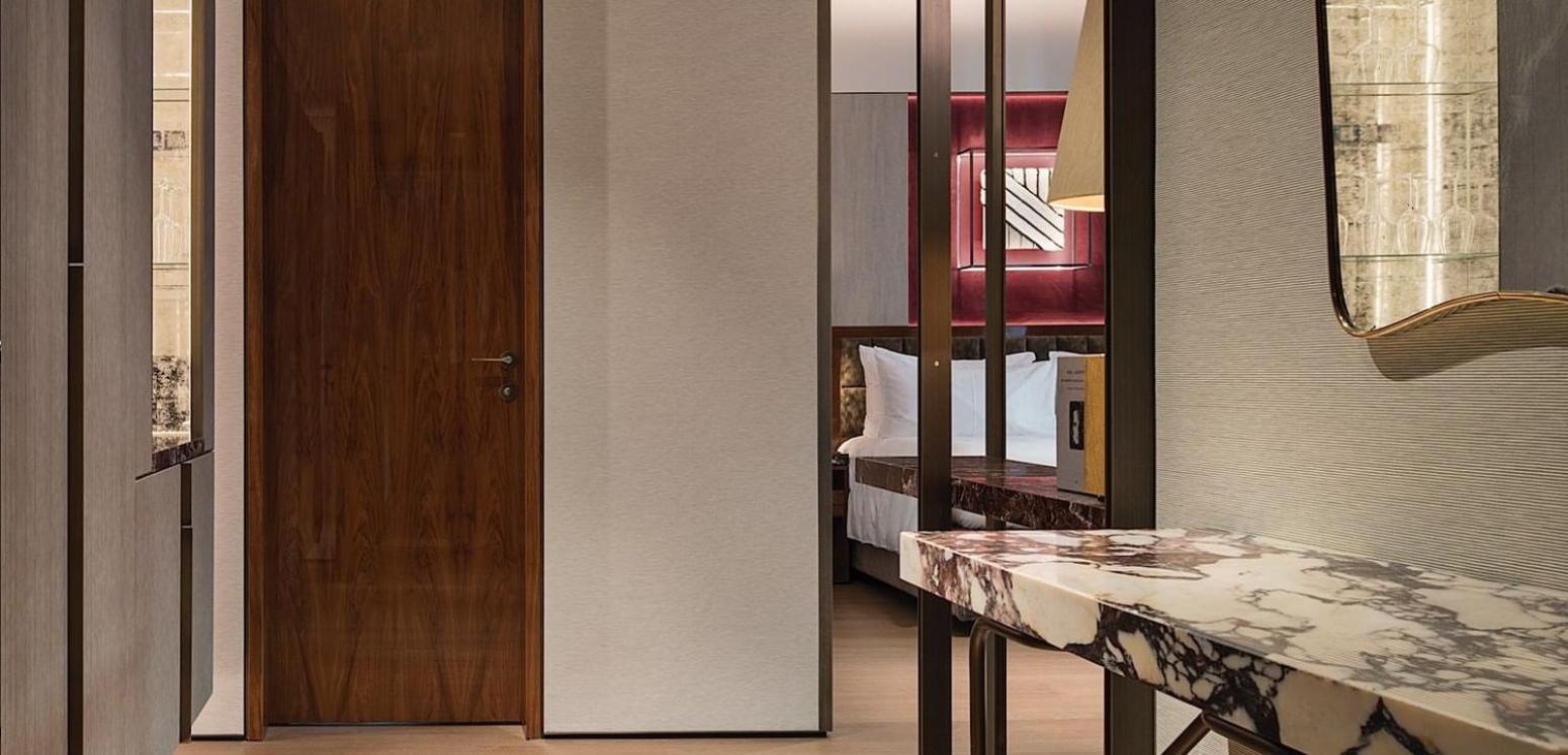Fendi Private Suites - Small Luxury Hotels Of The World Rome Bagian luar foto